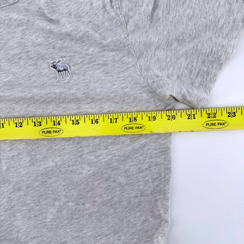 Abercrombie & Fitch T-Shirt Medium Gray Soft A&F Tee Embroidered Moose Logo - Picture 4 of 5